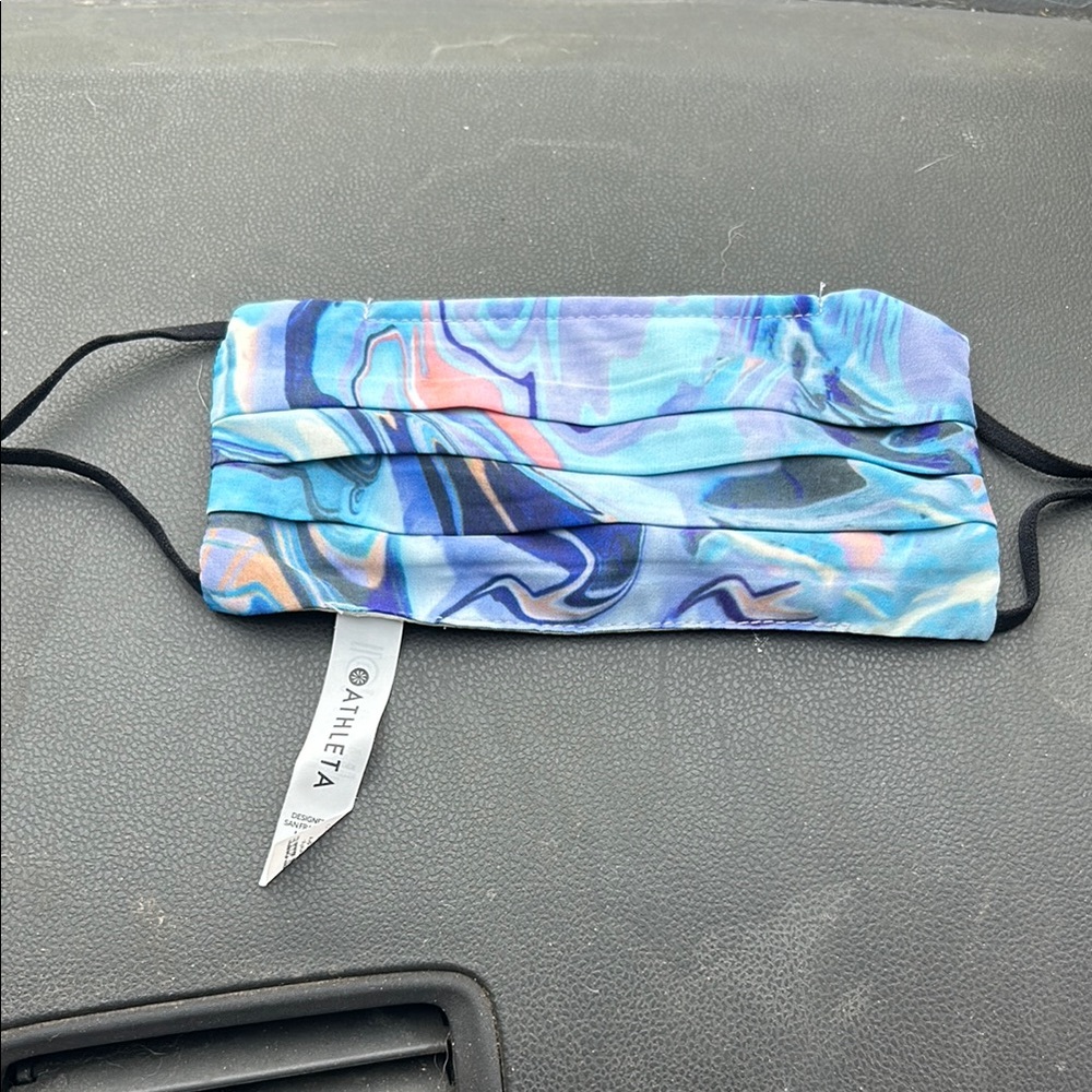 Athleta Blue Swirl Face Mask